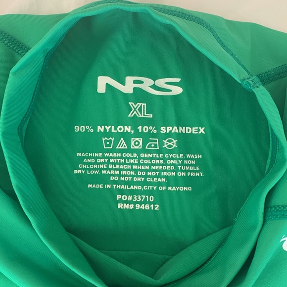 NRS hydrosilk paddle top worn twice - Picture 4 of 4